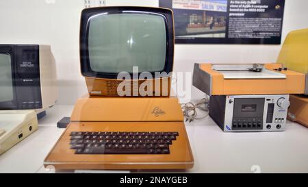 Varsovie, Pologne. 10 février 2023. À l'intérieur du musée Apple. Ordinateur Lidia. Banque D'Images