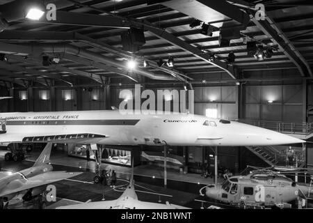 Yeovilton.Somerset.United Kingdom.23 octobre 2022.le Concorde 002 est exposé dans le hall 4 du musée du bras aérien de la flotte à Somseset Banque D'Images