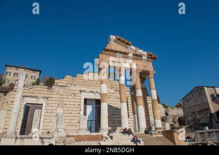 Brescia Italie 12 février 2023 : Archéologie du Théâtre romain, du Capitole et du complexe de Santa Giulia Banque D'Images