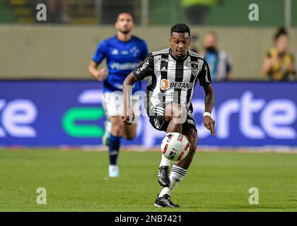 Belo Horizonte, Brésil, 13th février 2023. Edenilson de l'Atletico Mineiro, pendant le match entre Cruzeiro et Atletico Mineiro, pour le championnat Mineiro 2023, au stade Arena Independencia, à Belo Horizonte sur 13 février. Photo: Gledston Tavares/DiaEsportivo/Alay Live News Banque D'Images