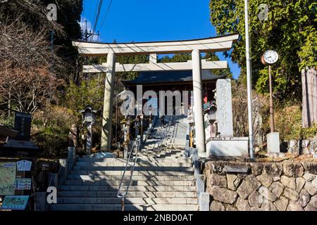 Musashi-Mitake-jinja (sanctuaire), Torii comme une forme de porte, Mont Mitake trekking, OMe ville, Tokyo, Japon, Asie de l'est, Asie Banque D'Images
