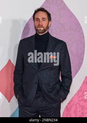 Londres, Royaume-Uni. 13th févr. 2023. Oliver Chris participe à la première du Royaume-Uni de « Qu'est-ce que l'amour a à faire avec elle ? » À Odeon Leicester Square à Londres. (Photo de Brett Cove/SOPA Images/Sipa USA) crédit: SIPA USA/Alay Live News Banque D'Images