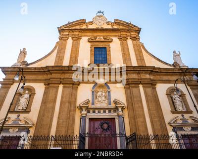 Façade de l'église de style baroque de Jésus (chiesa del Gesu' ) appelée aussi Casa Prodessa - Palerme, Sicile, Italie Banque D'Images