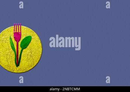 Menu du café du restaurant Vegan, modèle de conception, concept de fruits légumes super-alimentaires joyeux, coutellerie en forme de fleur ou de plante. Banque D'Images