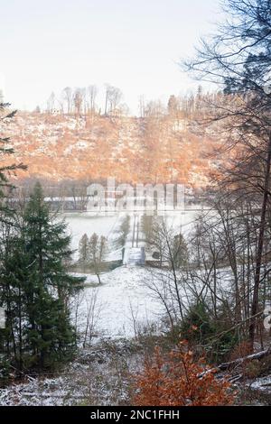 Europe, Luxembourg, Septfontaines, vues sur la vallée d'Eisch en hiver Banque D'Images