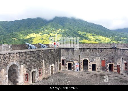 Citadelle de fort George, parc national de la forteresse de Brimstone Hill, ville de Sandy point, St. Kitts, Saint Kitts et Nevis, Petites Antilles, Caraïbes Banque D'Images