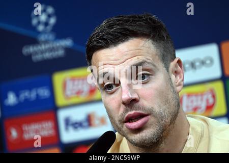 Dortmund, Allemagne. 14th févr. 2023. Football: Ligue des champions, avant le tour de 16 première jambe Borussia Dortmund - Chelsea FC. Cesar Azpilicueta de Chelsea répond aux questions lors de la conférence de presse avant la Ligue des Champions contre Borussia Dortmund. Credit: Federico Gambarini/dpa/Alay Live News Banque D'Images