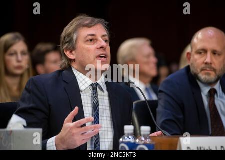 Washington, États-Unis d'Amérique. 14th févr. 2023. Mitch J. Prinstein, PhD, ABPP, directeur scientifique, American Psychological Association, Répond aux questions lors d'une audience de la Commission du Sénat sur la magistrature pour examiner la protection de nos enfants en ligne, dans l'immeuble Hart du Bureau du Sénat à Washington, DC, mardi, 14 février 2023. Crédit: Rod Lamkey/CNP/Sipa USA crédit: SIPA USA/Alay Live News Banque D'Images