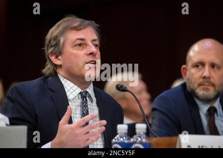 Washington, Vereinigte Staaten. 14th févr. 2023. Mitch J. Prinstein, PhD, ABPP, directeur scientifique, American Psychological Association, Répond aux questions lors d'une audience de la Commission du Sénat sur la magistrature pour examiner la protection de nos enfants en ligne, dans l'immeuble Hart du Bureau du Sénat à Washington, DC, mardi, 14 février 2023. Credit: Rod Lamkey/CNP/dpa/Alay Live News Banque D'Images