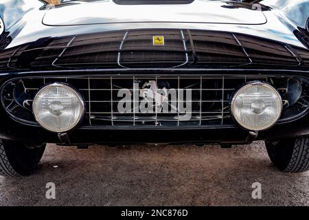 1958 Ferrari 250 GT PF série 1 Cabriolet voiture de sport dans le Colorado Grand Road Rally. Banque D'Images