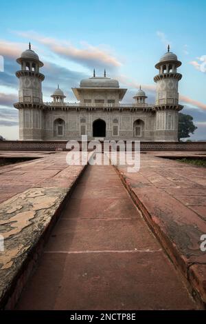 Itmad-ud-Daula, Agra, Inde Banque D'Images