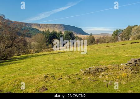 Vue sur la vallée de Taff supérieure dans le parc national Central Brecon Beacons, au sud du pays de Galles Banque D'Images