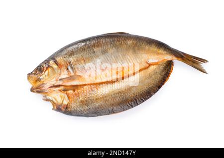 Photo de studio de kippers naturellement fumés sur fond blanc - John Gollop Banque D'Images