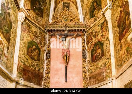 Séville, Espagne - 4 janvier 2023 : image de Cristo del Socorro (Christ d'aide) à l'intérieur de la paroisse de Santa Ana, dans le quartier de Séville de Triana, Banque D'Images