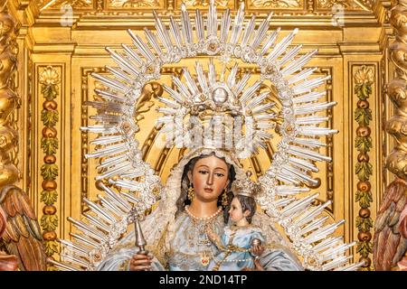 Image de Madre de Dios del Rosario (mère de Dieu du Rosaire), Patrona de Capataces y Costaleros (patron Saint de contremaître et de porteur) à l'intérieur de l'ap Banque D'Images