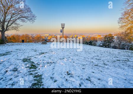 Moulin à vent de Gravesend, dans le Kent, recouvert de neige d'hiver Banque D'Images