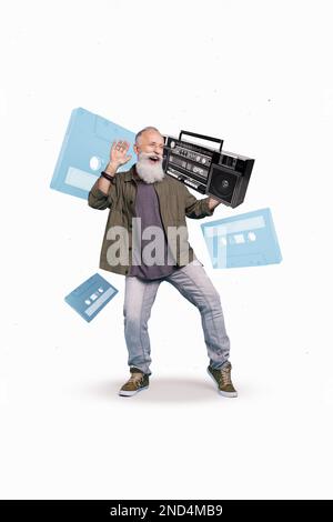 Montage vertical image de grand-père gai porter boombox danse peint vintage cassette arrière-plan Banque D'Images