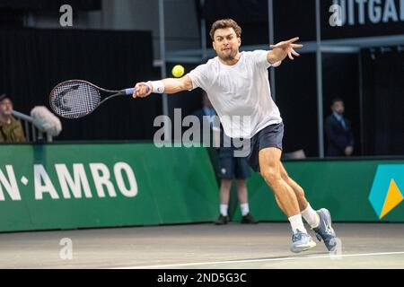 ROTTERDAM, PAYS-BAS - FÉVRIER 11 : Aslan Caratsev en action lors de la qualification du tournoi de tennis mondial ABN AMRO 50th 2023 à Ahoy on 11 février 2023 à Rotterdam, pays-Bas (photo de Henk Seppen/Orange Pictures) Banque D'Images
