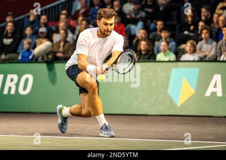 ROTTERDAM, PAYS-BAS - FÉVRIER 12 : Aslan Caratsev en action lors de la qualification du tournoi de tennis mondial ABN AMRO 50th 2023 à Ahoy on 12 février 2023 à Rotterdam, pays-Bas (photo de Henk Seppen/Orange Pictures) Banque D'Images
