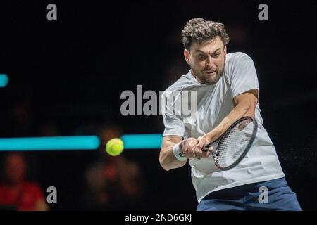 ROTTERDAM, PAYS-BAS - FÉVRIER 13 : Aslan Caratsev en action pendant le tournoi de tennis mondial ABN AMRO 50th 2023 à Ahoy on 13 février 2023 à Rotterdam, pays-Bas (photo de Henk Seppen/Orange Pictures) Banque D'Images