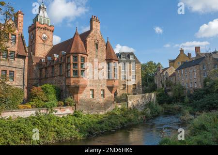 Le Dean Village est une oasis de verdure tranquille sur l'eau de Leith, Édimbourg Banque D'Images