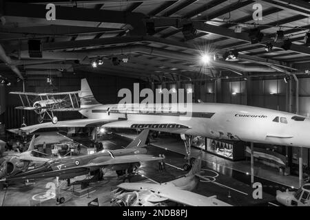 Yeovilton.Somerset.United Kingdom.23 octobre 2022.le Concorde 002 est exposé dans le hall 4 du musée du bras aérien de la flotte à Somseset Banque D'Images