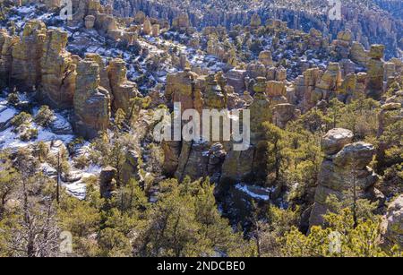 Scenci Paysage d'hiver dans le monument national de Chiricahua Arizona Banque D'Images