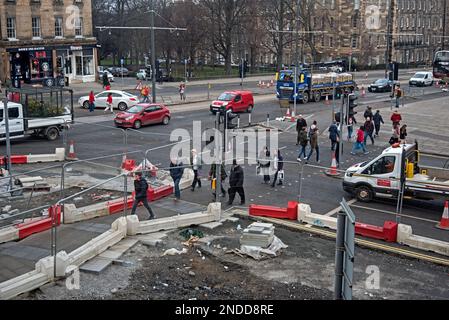 Poursuite des travaux sur les tramways pour le projet Newhaven sur Leith Walk, Édimbourg, Écosse, Royaume-Uni. Banque D'Images