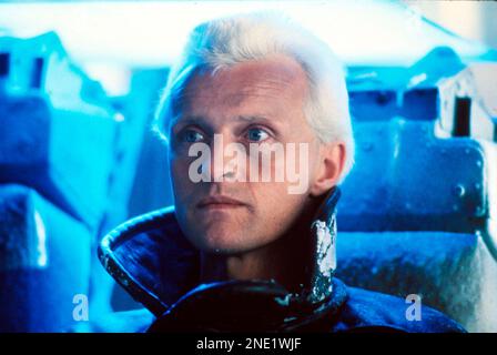 RUTGER HAUER dans LE COUREUR DE LAME (1982), dirigé par RIDLEY SCOTT. Crédit : ENTREPRISE LADD/WARNER BROS/Album Banque D'Images