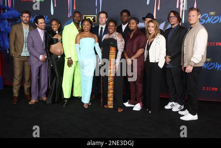 Carter Hudson, Alejandro Edda, Angela Lewis, Amin Joseph, Gail Bean, Dave Andron, Michael Hyatt, Damson Idris, Isaïe John, Walter Mosley, Julie DeJoie, Sergio Peris-Mencheta, Trevor Engelson, à la première étape de tapis rouge pour la sixième et dernière saison de la 'Snowfall' de FX à l'Academy Museum of Motion Pictures, Ted Mann Theatre à Los Angeles, CA, USA on 15 février 2022. Photo de Fati Sadou/ABACAPRESS.COM Banque D'Images