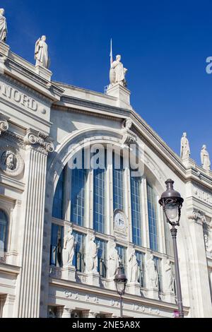 Façade de la gare de France, Paris, Gare du Nord. Banque D'Images