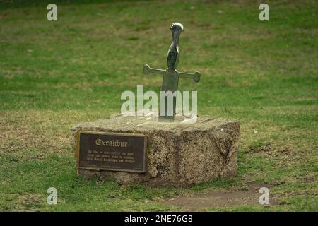 Glen Innes, Nouvelle-Galles du Sud, Australie - réplique de la célèbre épée d'Excalibur Banque D'Images