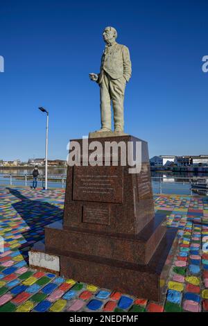 Statue, Benito Quinquela Martin, peintre argentin, quartier de la Boca, Buenos Aires, Argentine Banque D'Images