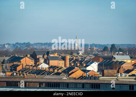 Northampton ville paysage urbain sur ciel bleu en angleterre royaume-uni. Banque D'Images