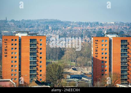 Northampton ville paysage urbain sur ciel bleu en angleterre royaume-uni. Banque D'Images