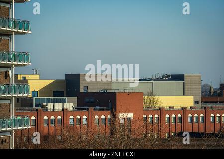 Northampton ville paysage urbain sur ciel bleu en angleterre royaume-uni. Banque D'Images