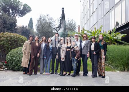 Rome, Italie. 16th févr. 2023. Cast participe à la photocall de la fiction 'Resta con Me' au siège de la RAI à Rome (photo de Matteo Nardone/Pacific Press/Sipa USA) Credit: SIPA USA/Alay Live News Banque D'Images