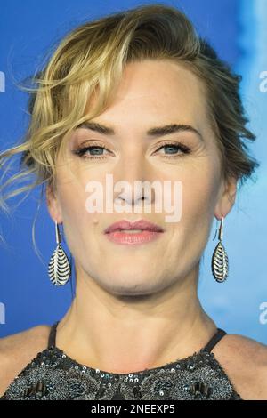 Kate Winslet photographiée à l'AVATAR: THE WAY OF WATER première mondiale le mardi 6th décembre 2022 à Odeon Luxe Leicester Square à Londres, Royaume-Uni . Photo de Julie Edwards Banque D'Images