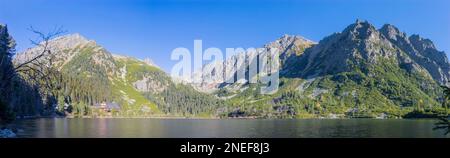 High Tatras - le panorama du lac de Popradske Pleso en automne. Banque D'Images