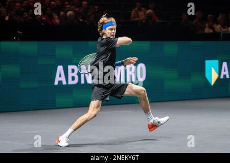 ROTTERDAM, PAYS-BAS - FÉVRIER 15 : Andrey Rublev en action lors du tournoi de tennis mondial ABN AMRO 50th 2023 à Ahoy on 15 février 2023 à Rotterdam, pays-Bas (photo de Henk Seppen/Orange Pictures) Banque D'Images