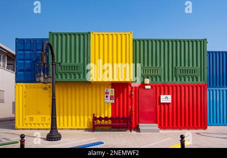 Doha Containers Yard, Box Park, Vieux Port de Doha, Qatar Banque D'Images