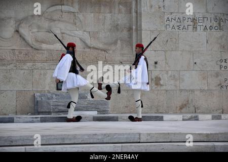 Relève scénographique de la garde au parlement hellénique, Athènes Banque D'Images