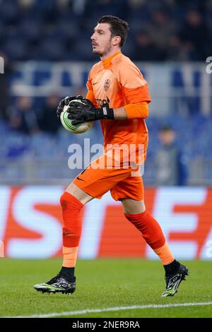 Rome, Italie. 16th févr. 2023. Simone Scuffet de Cluj CFR lors du match de la Ligue des conférences de l'UEFA entre SS Lazio et CFR Cluj au Stadio Olimpico, Rome, Italie, le 16 février 2023. Credit: Giuseppe Maffia/Alay Live News Banque D'Images