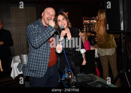 Rome, Italie. 16th févr. 2023. Rome : Restaurant Pirò . Anniversaire de Nicola Pisu Mirigliani. Dans la photo: Patrizia Mirigliani crédit: Agence de photo indépendante/Alamy Live News Banque D'Images