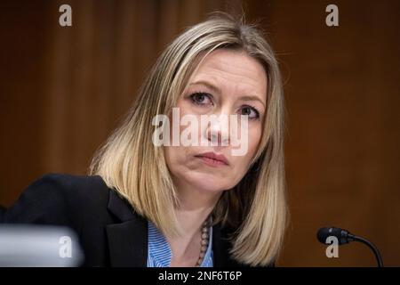 Anna Mikulska, Fellow en études énergétiques Baker Institute for public Policy, Rice University, comparaît devant un comité sénatorial de l'énergie et des ressources naturelles pour examiner l'impact de la guerre de la Fédération de Russie en Ukraine sur la sécurité énergétique européenne et mondiale un an après l'invasion, Dans le bureau du Sénat Dirksen à Washington, DC, Etats-Unis, jeudi, 16 février, 2023. Photo de Rod Lamkey/CNP/ABACAPRESS.COM Banque D'Images