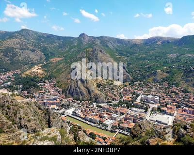 Vue imprenable sur le centre-ville d'Amasya. Banque D'Images