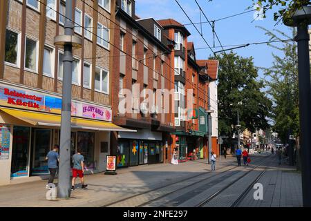 WITTEN, ALLEMAGNE - 16 SEPTEMBRE 2020 : vue sur la rue dans le centre-ville de Witten, Allemagne. Witten est une grande ville de la Rhénanie-du-Nord-Westphalie. Banque D'Images