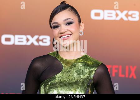 WESTWOOD, LOS ANGELES, CALIFORNIE, États-Unis - FÉVRIER 16 : l'actrice américaine Madison Bailey arrive à la première de la saison 3 de Netflix 'Outer Bankss' qui s'est tenue au Regency Village Theatre sur 16 février 2023 à Westwood, Los Angeles, Californie, États-Unis. (Photo de Xavier Collin/image Press Agency) Banque D'Images