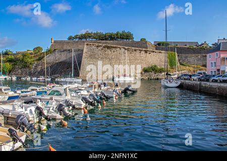 Belle-Ile-en-Mer. Marina et quai. Le Palais. Morbihan. Bretagne Banque D'Images