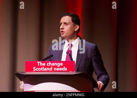 Edimbourg, UIK, 17th février 2023: Aras Sarwar s'adresse à la conférence écossaise sur le travail: Terry Murden/Alamy Banque D'Images